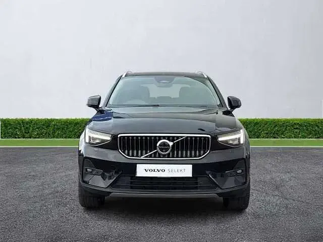 Used Volvo XC40 Ultra 197 HP (144 kW) 2025 Black SUV