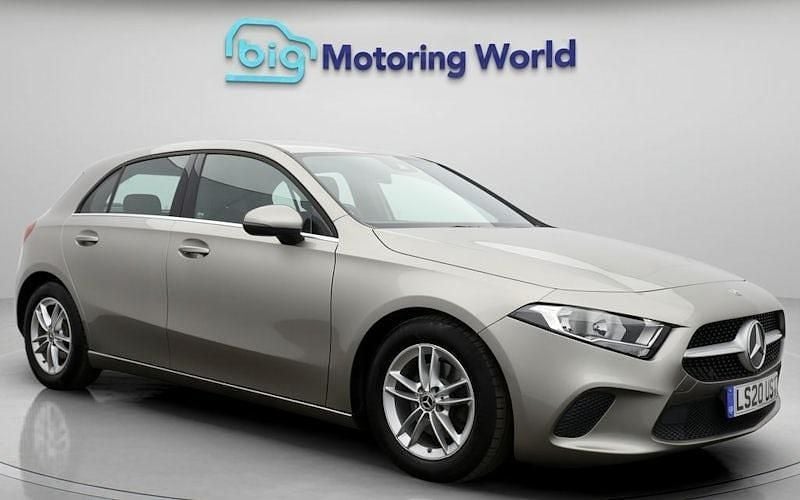 Used 2022 Mercedes A180 SE Hatchback | £14,800 (Super price) - Image 1/4