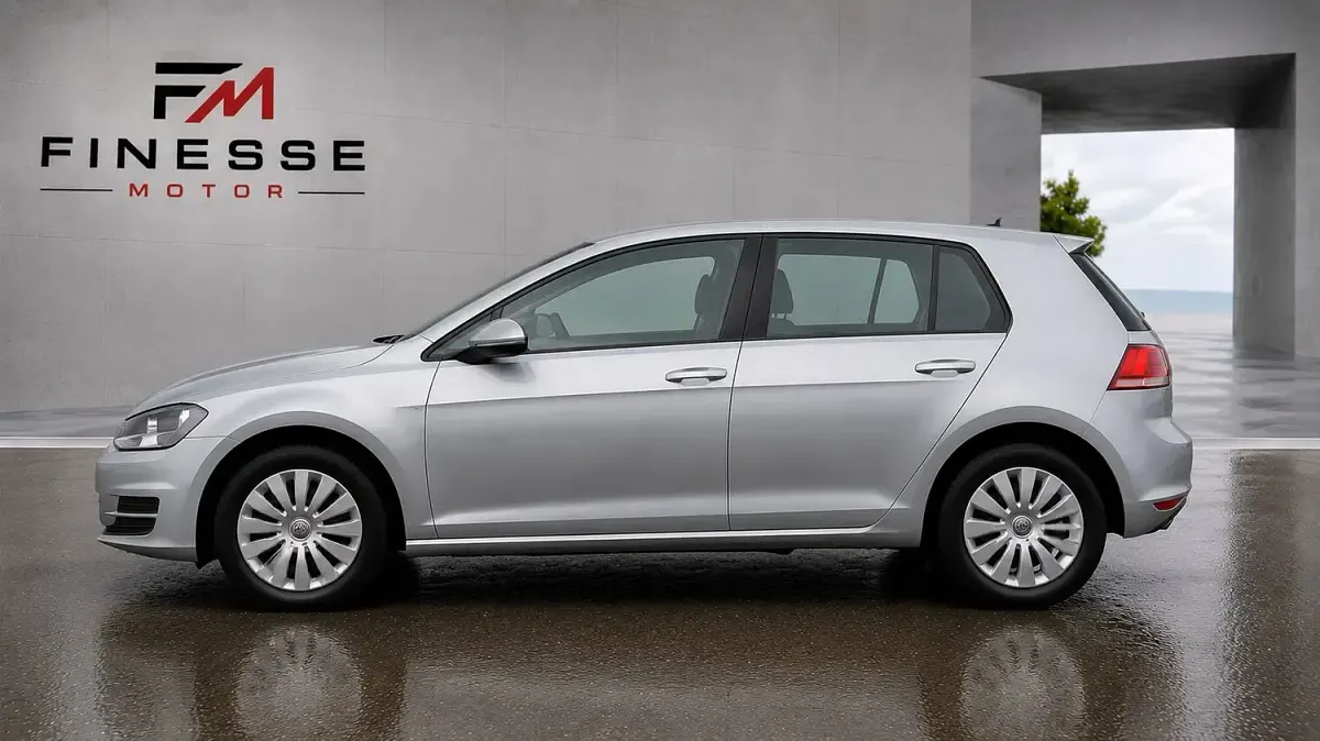Used VW Golf VII S 105 HP (77 kW) 2013 Silver Hatchback