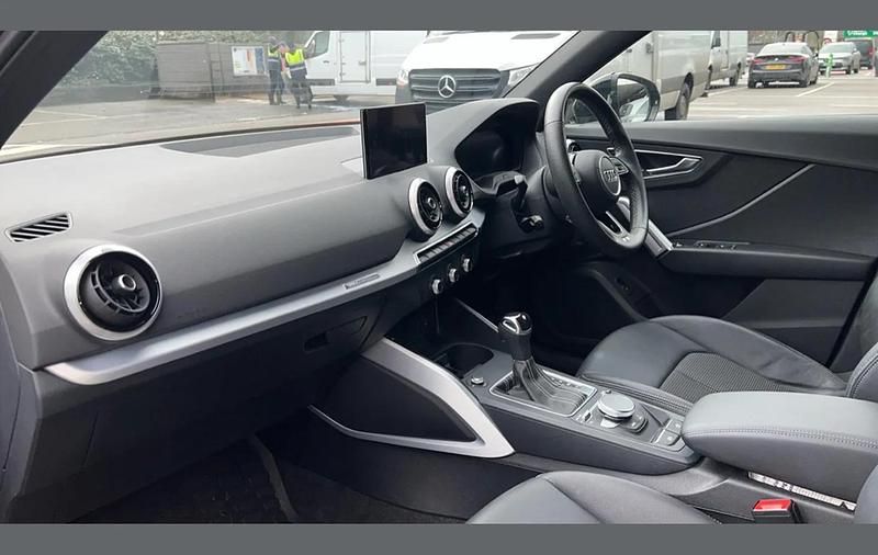 Used Audi Q2 S-Line 147 HP (108 kW) 2023 Black SUV