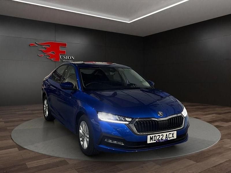 Used Skoda Octavia SE Technology 110 HP (80 kW) 2022 Blue Hatchback