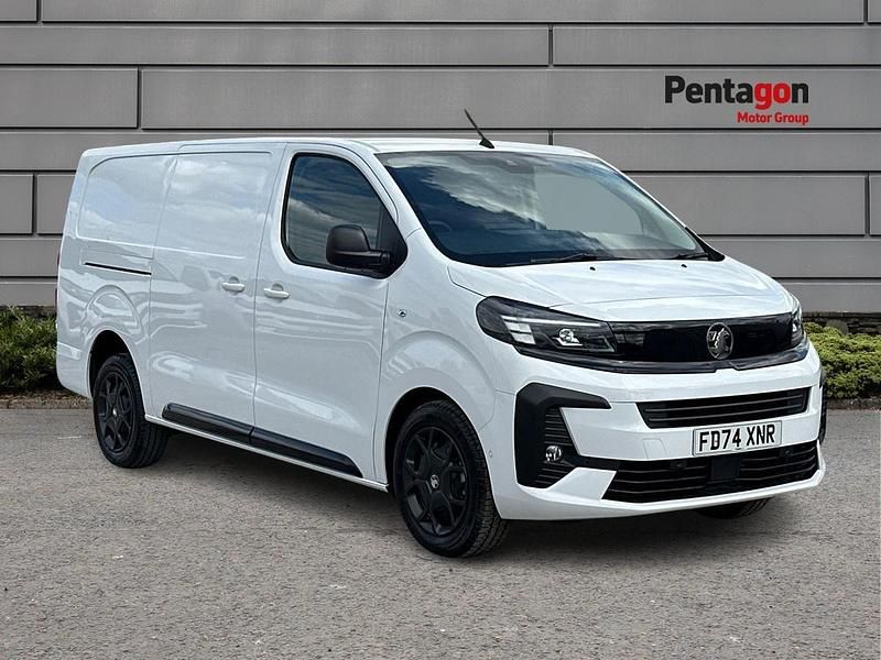 Kaolin white New 2024 Vauxhall Vivaro S Van | £21,795 (A bit pricey) - Image 1/4