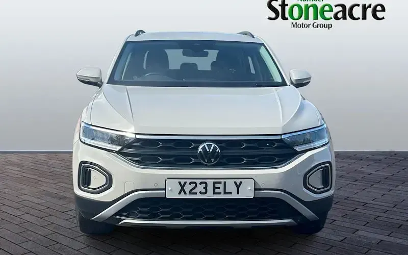 Used VW T-Roc Life 110 HP (80 kW) 2024 Grey SUV