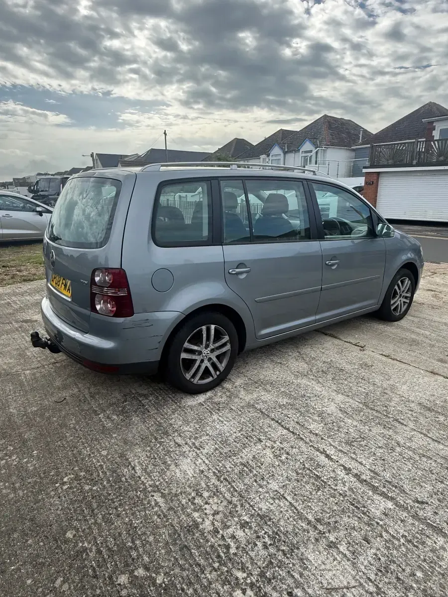 Used VW Touran SE 105 HP (77 kW) 2008 Grey MPV