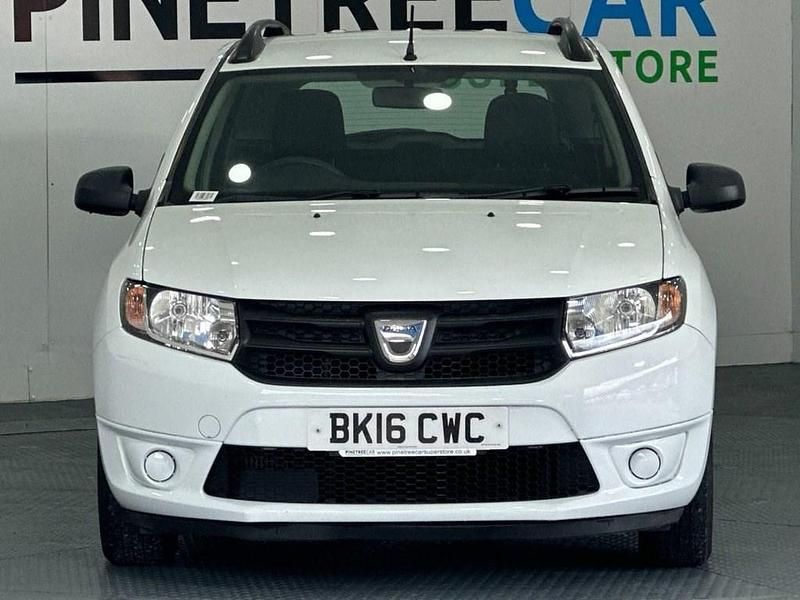 Used Dacia Logan MCV Ambiance 90 HP (66 kW) 2016 White Estate