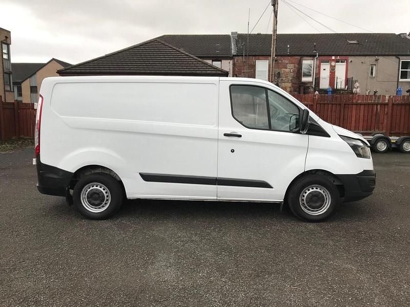 Usado Ford Transit Custom 105 HP (77 kW) 2018 Branco Van