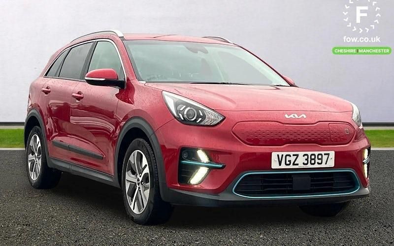 Red Used 2021 Kia e-Niro Play SUV | £13,799 (Fair price) - Image 1/4