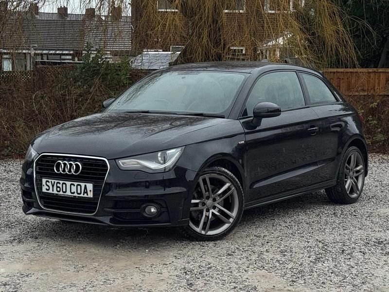 Begagnad Audi A1 S-Line 122 HK (89 kW) 2011 Svart Halvkombi
