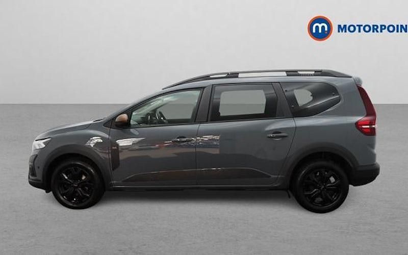 Used Dacia Jogger Extreme 110 HP (80 kW) 2025 MPV