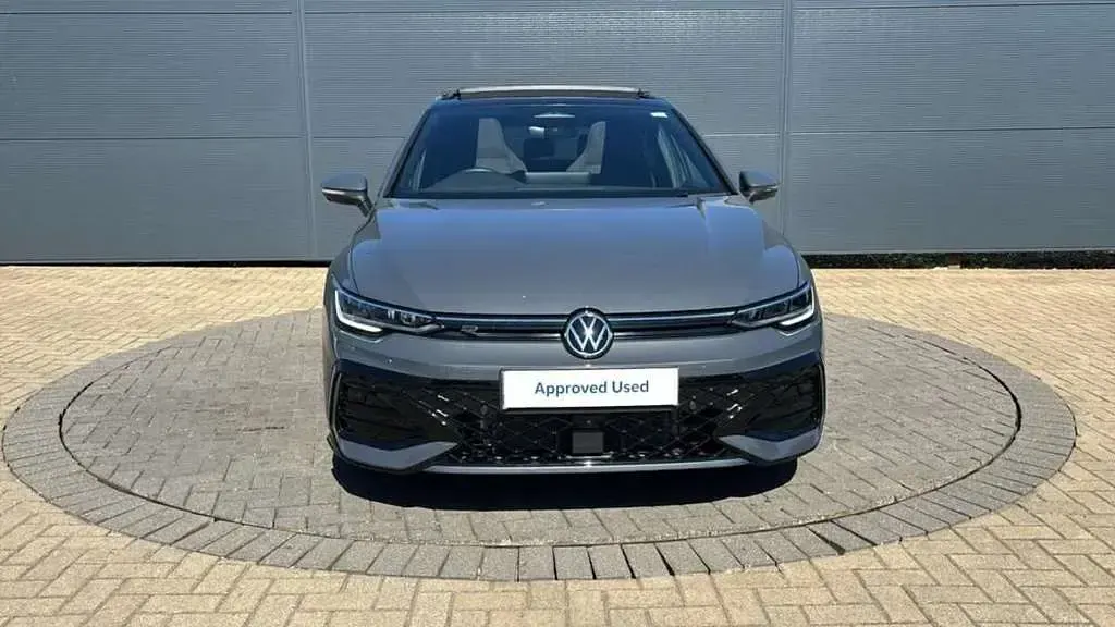 Used VW Golf VIII R-line 150 HP (110 kW) 2025 Grey Hatchback
