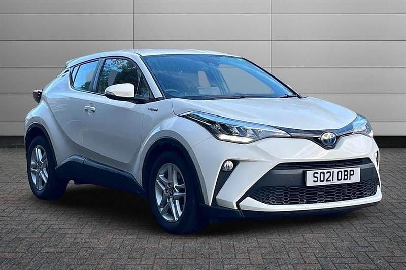 Pure white Used 2021 Toyota C-HR SUV | £18,095 (Good price) - Image 1/4