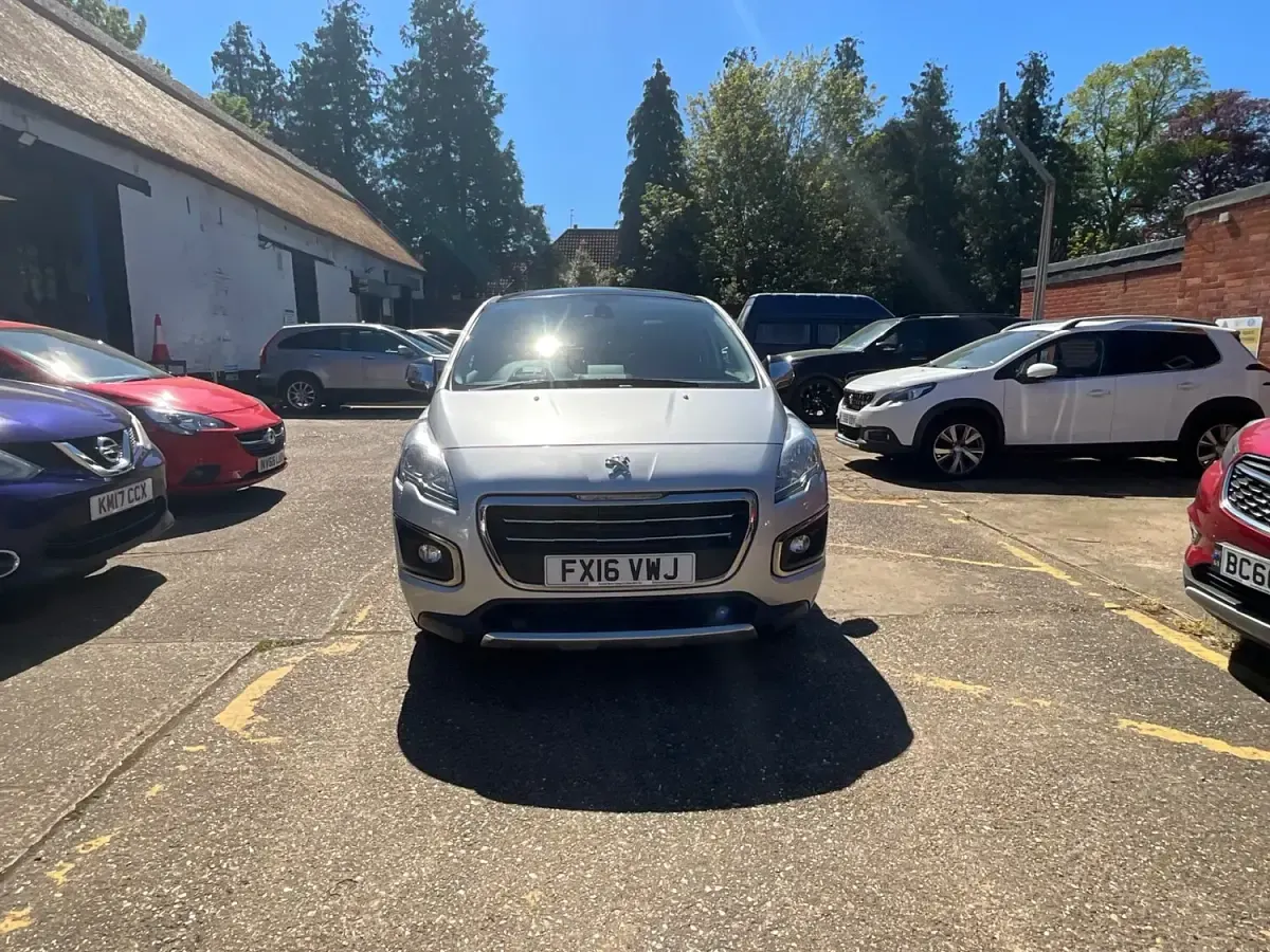 Used Peugeot 3008 Allure 2016 Silver Hatchback