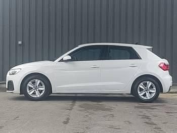 Used Audi A1 Design 95 HP (69 kW) 2023 White SUV