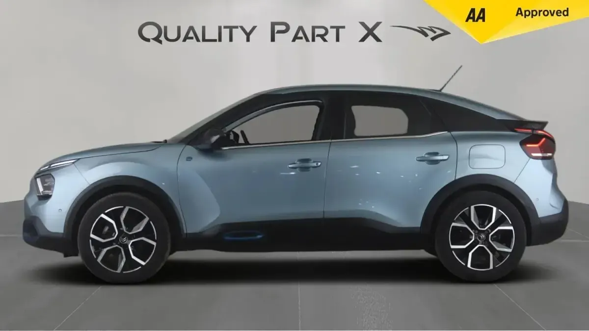 Used Citroën e-C4 Shine 100 kW (136 HP) 2021 Blue Hatchback