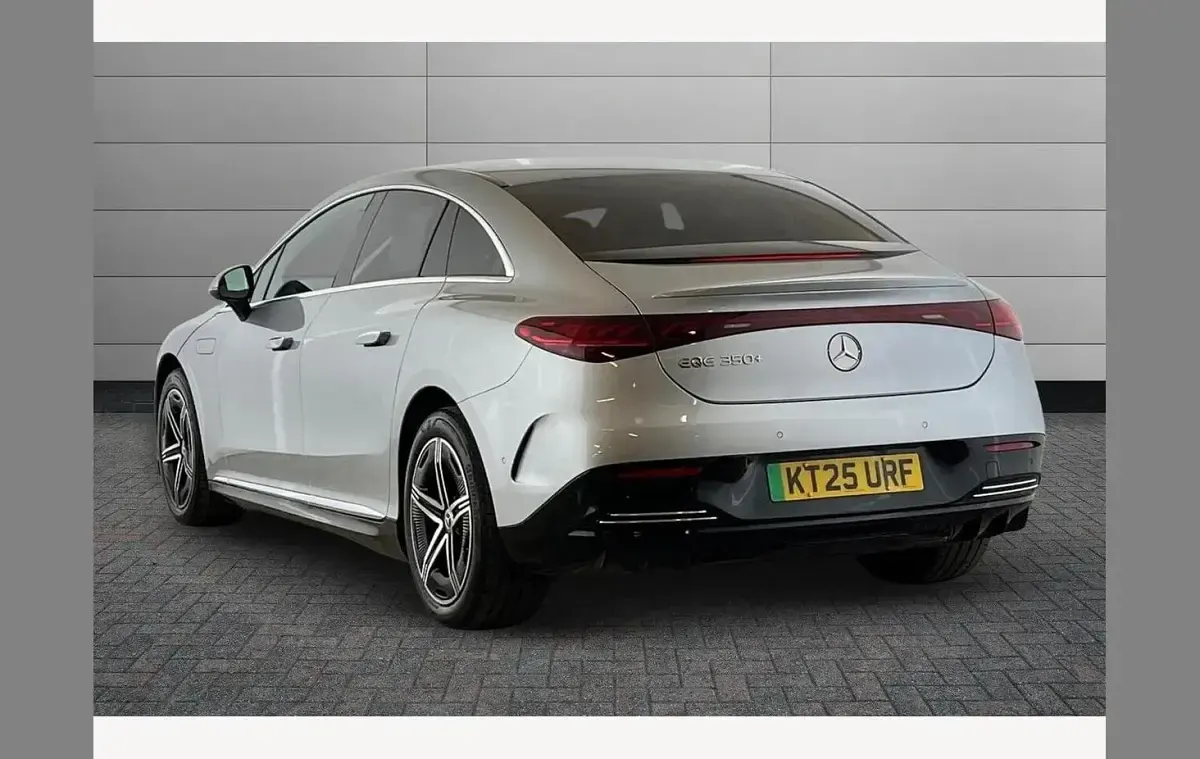 Usado Mercedes EQE350 AMG line 214 kW (292 HP) 2025 Prateado Sedan