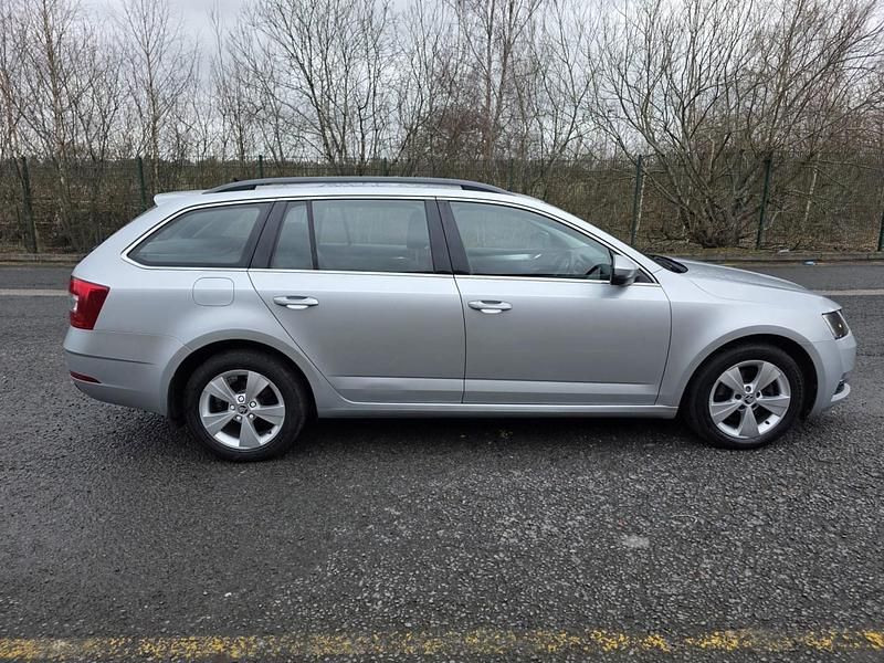 Used Skoda Octavia SE Technology 2018 Silver Estate