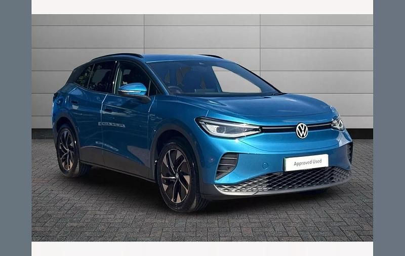 Blue New 2025 VW ID.4 Pro SUV | £31,490 - Image 1/4