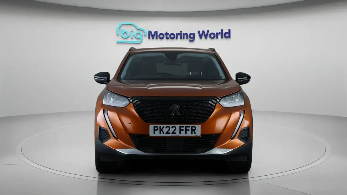 Used Peugeot 2008 Allure Premium 101 HP (74 kW) 2022 Orange SUV