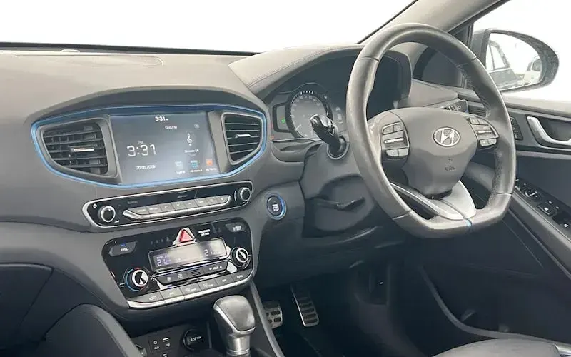 Used Hyundai Ioniq Premium SE 141 HP (103 kW) 2018 Grey Hatchback
