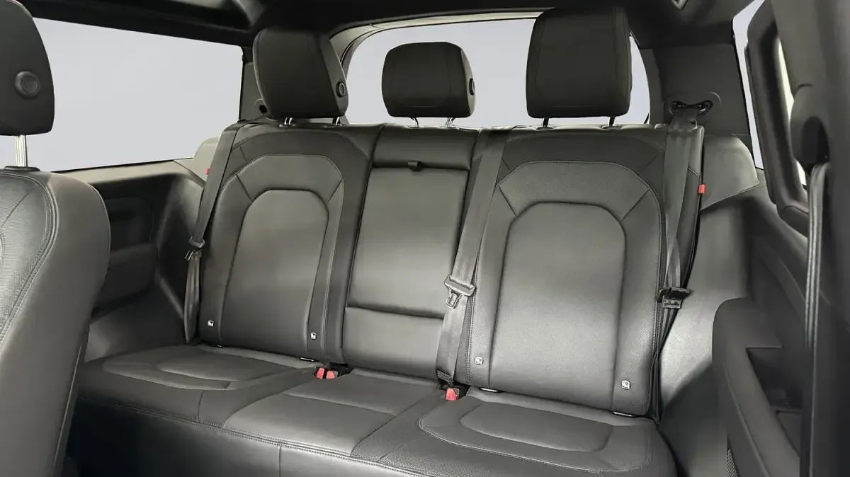 Used Land Rover Defender SE Dynamic 2022 Grey SUV