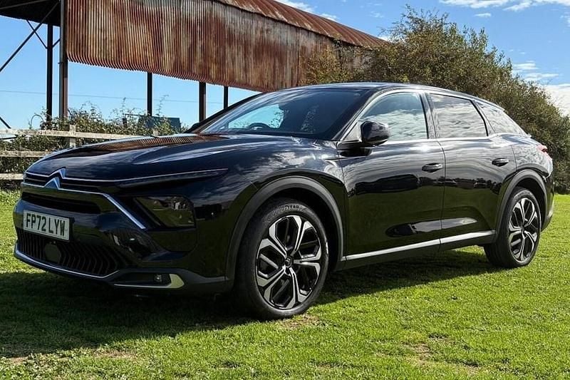 Black Used 2022 Citroën C5 X PureTech Estate | £15,695 (Good price) - Image 1/1