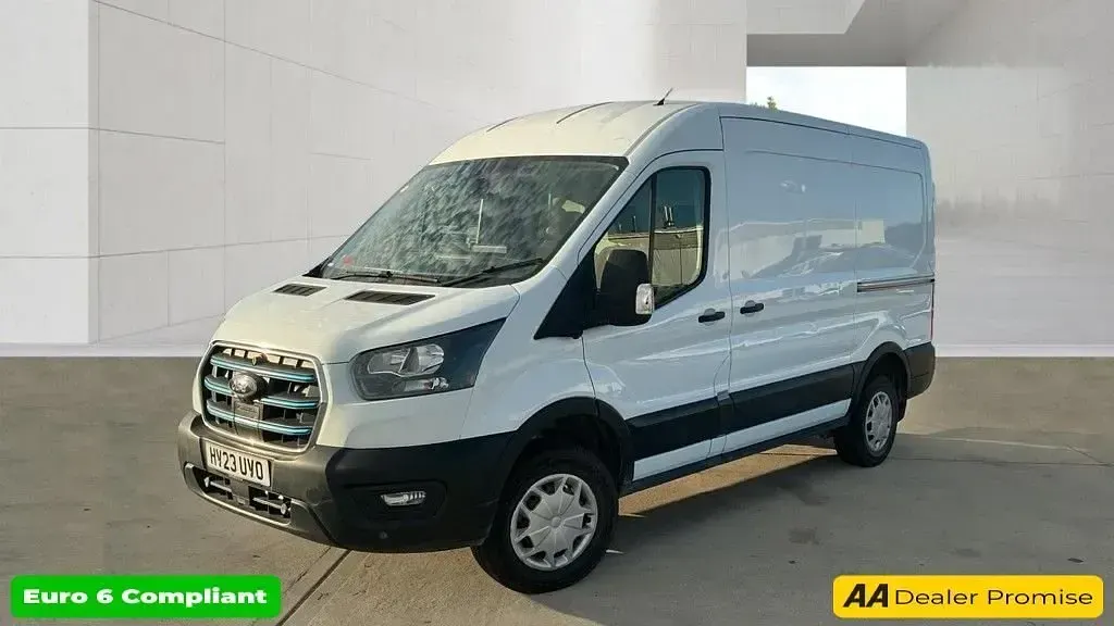 Used Ford E-Transit Trend 197 kW (269 HP) 2023 White Van