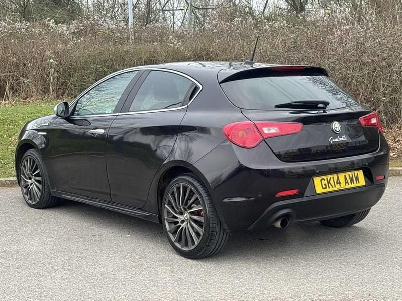 Used Alfa Romeo Giulietta 170 HP (125 kW) 2014 Black Hatchback