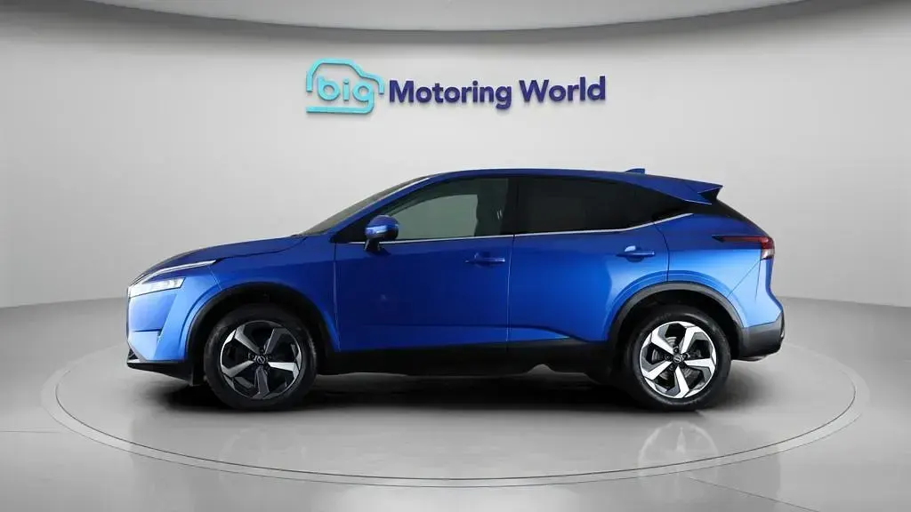Used Nissan Qashqai N-Connecta 140 HP (102 kW) 2023 Blue SUV