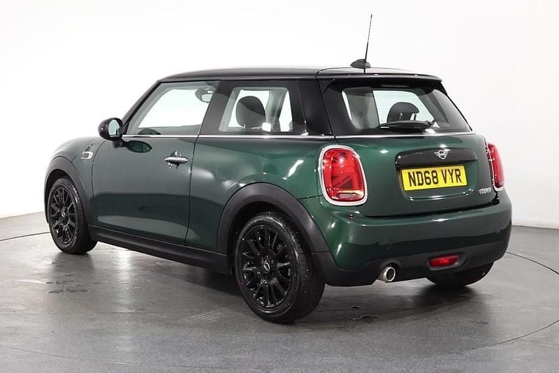 Used Mini Cooper Classic 2018 Green Hatchback