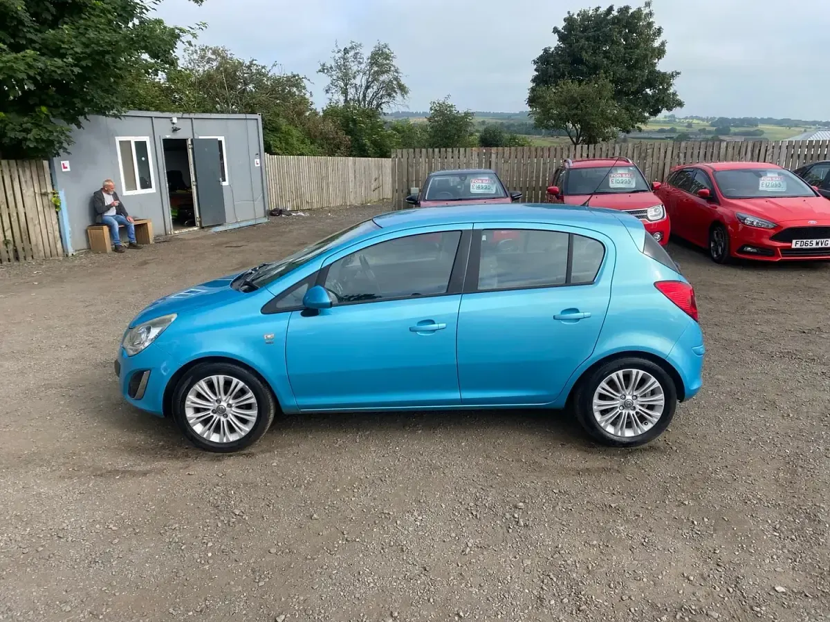 Used Vauxhall Corsa 2011 Blue Hatchback