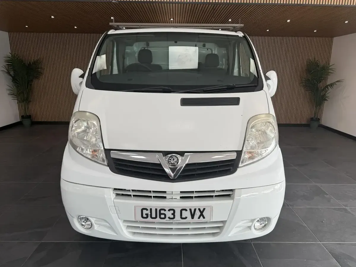 Used Vauxhall Vivaro Sportive 2013 White MPV