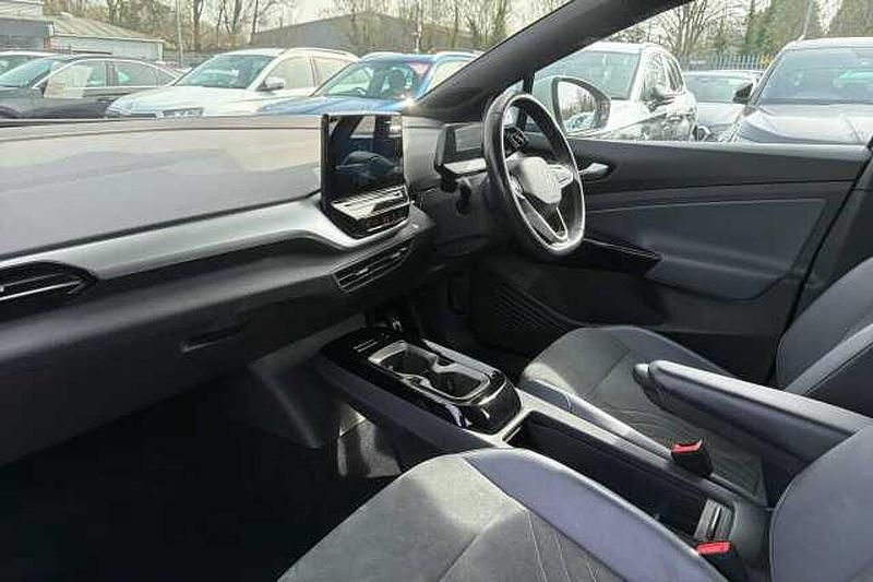 Used VW ID.4 Pure 108 kW (148 HP) 2022 White SUV