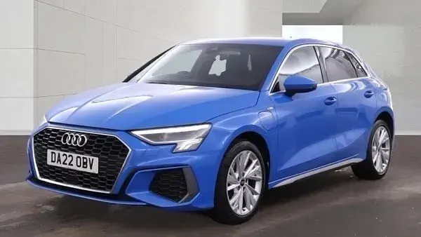 Used Audi A3 Sportback S-Line 204 HP (150 kW) 2022 Blue Hatchback