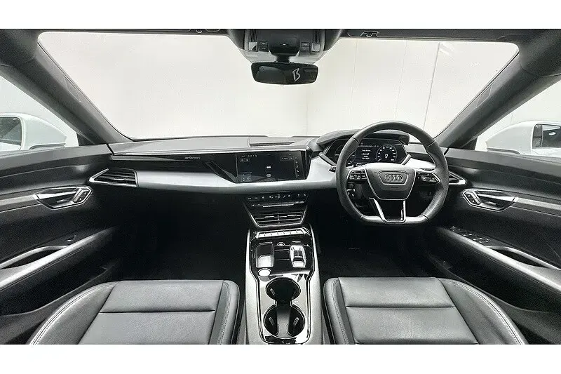 Used Audi e-tron GT quattro Sport 389 kW (530 HP) 2023 White Sedan