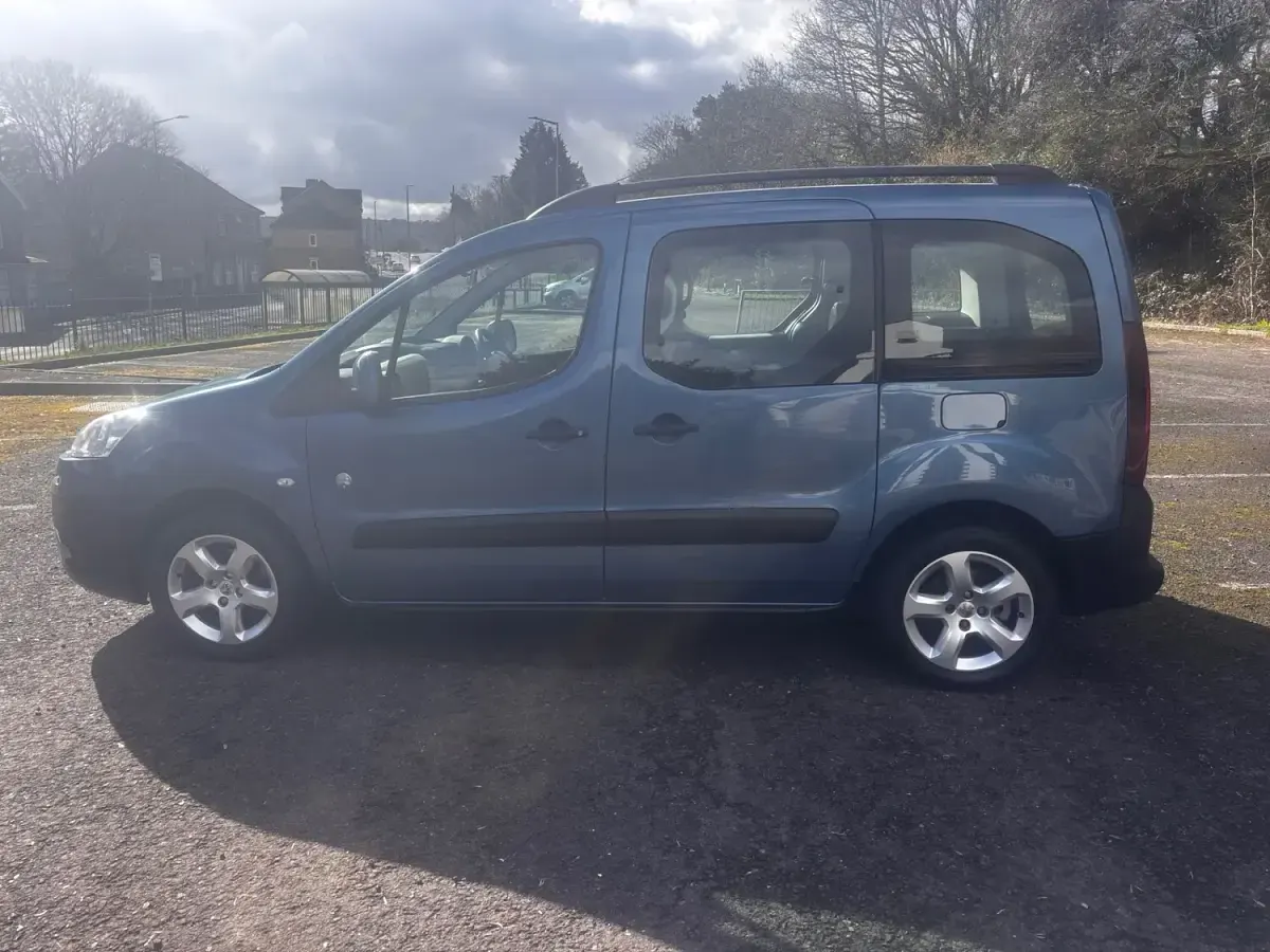 Used Peugeot Partner Tepee Outdoor 2013 Blue MPV