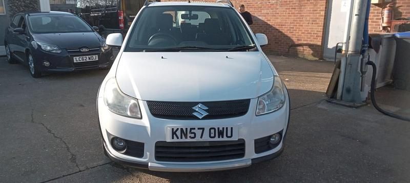 White Used 2007 Suzuki SX4 GLX Hatchback | £1,495 (Fair price) - Image 1/4