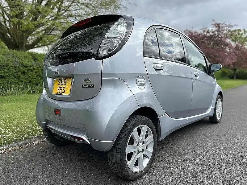 Used Mitsubishi i-MiEV 49 kW (67 HP) 2009 Silver Hatchback