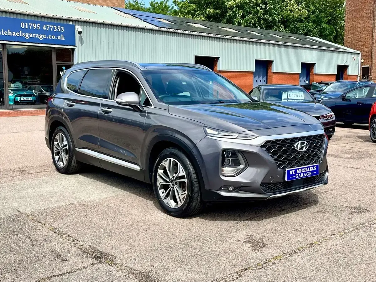 Used Hyundai Santa Fe Premium SE 200 HP (147 kW) 2019 Grey SUV
