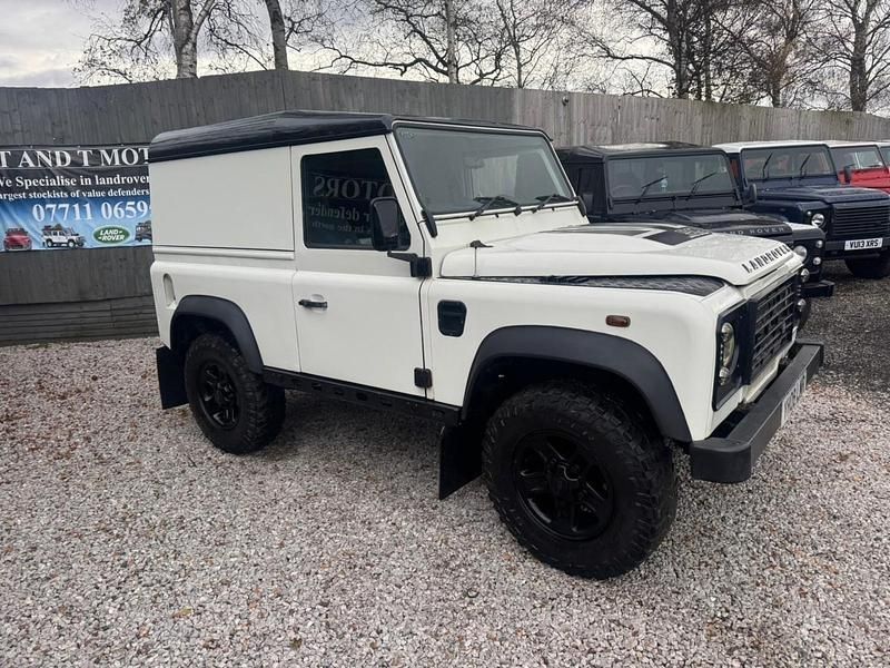 Used Land Rover Defender 2015 White Estate