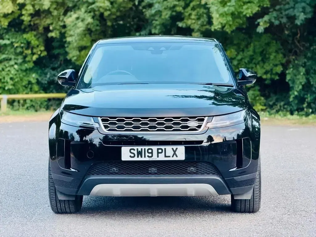 Used Land Rover Range Rover evoque SE 2019 Black SUV
