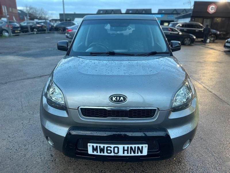 Usado Kia Soul 126 CV (92 kW) 2011 Plateado SUV
