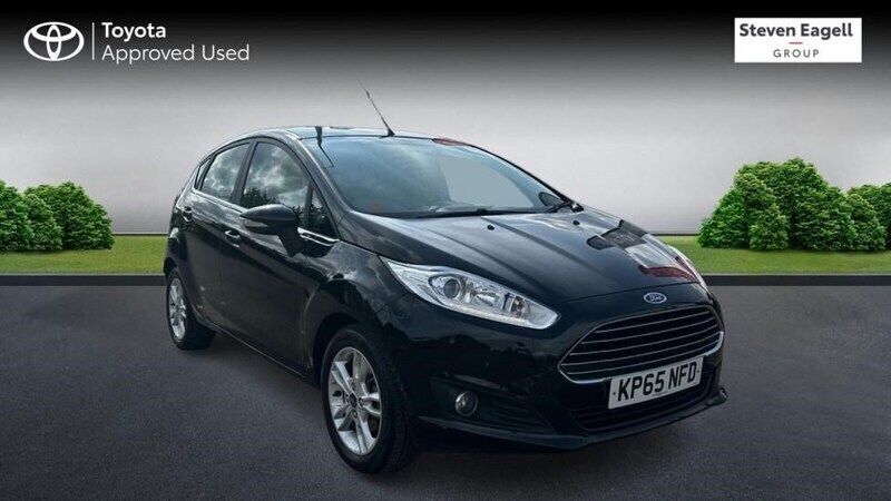 Black Used 2015 Ford Fiesta Zetec Hatchback | £7,062 (Fair price) - Image 1/4