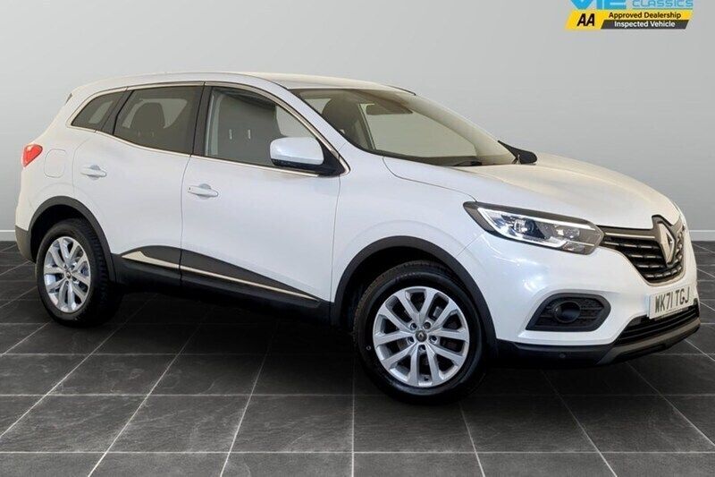 White Used 2021 Renault Kadjar Iconic SUV | £11,995 (Good price) - Image 1/1