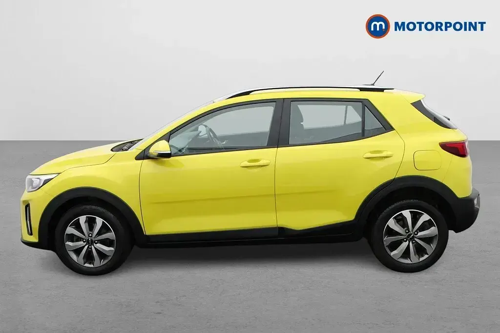 Used Kia Stonic 101 HP (74 kW) 2023 Yellow SUV