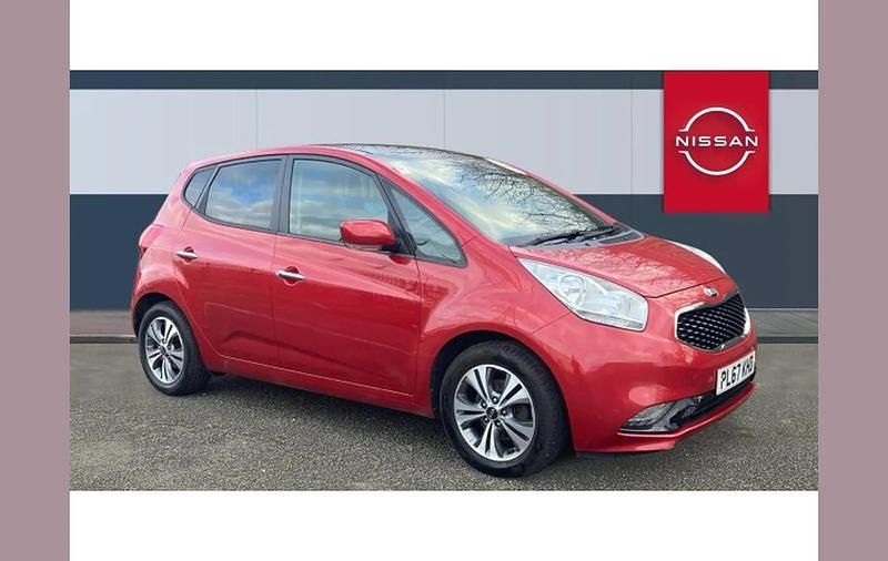 Used Kia Venga 123 HP (90 kW) 2017 Red Hatchback
