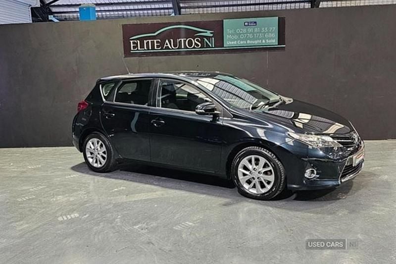 Grey Used 2013 Toyota Auris Multidrive S Hatchback | £6,495 (Fair price) - Image 1/1