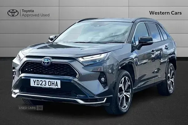 Used Toyota RAV4 218 HP (160 kW) 2023 Grey/black SUV