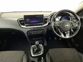 Used Kia Ceed 114 HP (83 kW) 2020 Blue Hatchback