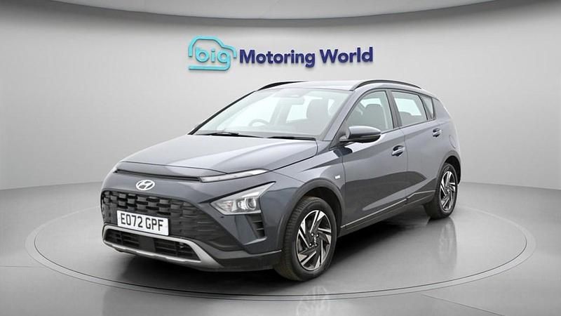 Used Hyundai Bayon SE 100 HP (73 kW) 2023 Grey SUV