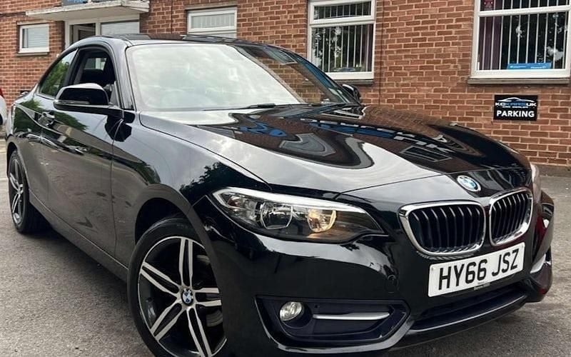 Black Used 2016 BMW 218 Sport Line Coupe | £6,190 (Good price) - Image 1/4